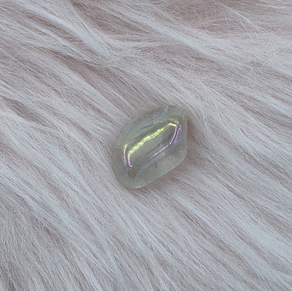 Angel Aura Quartz Crystal Tumble Stone - Picture 5 of 5